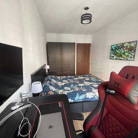Cozy Apartment With Free Parking Cluj-Napoca Extérieur photo