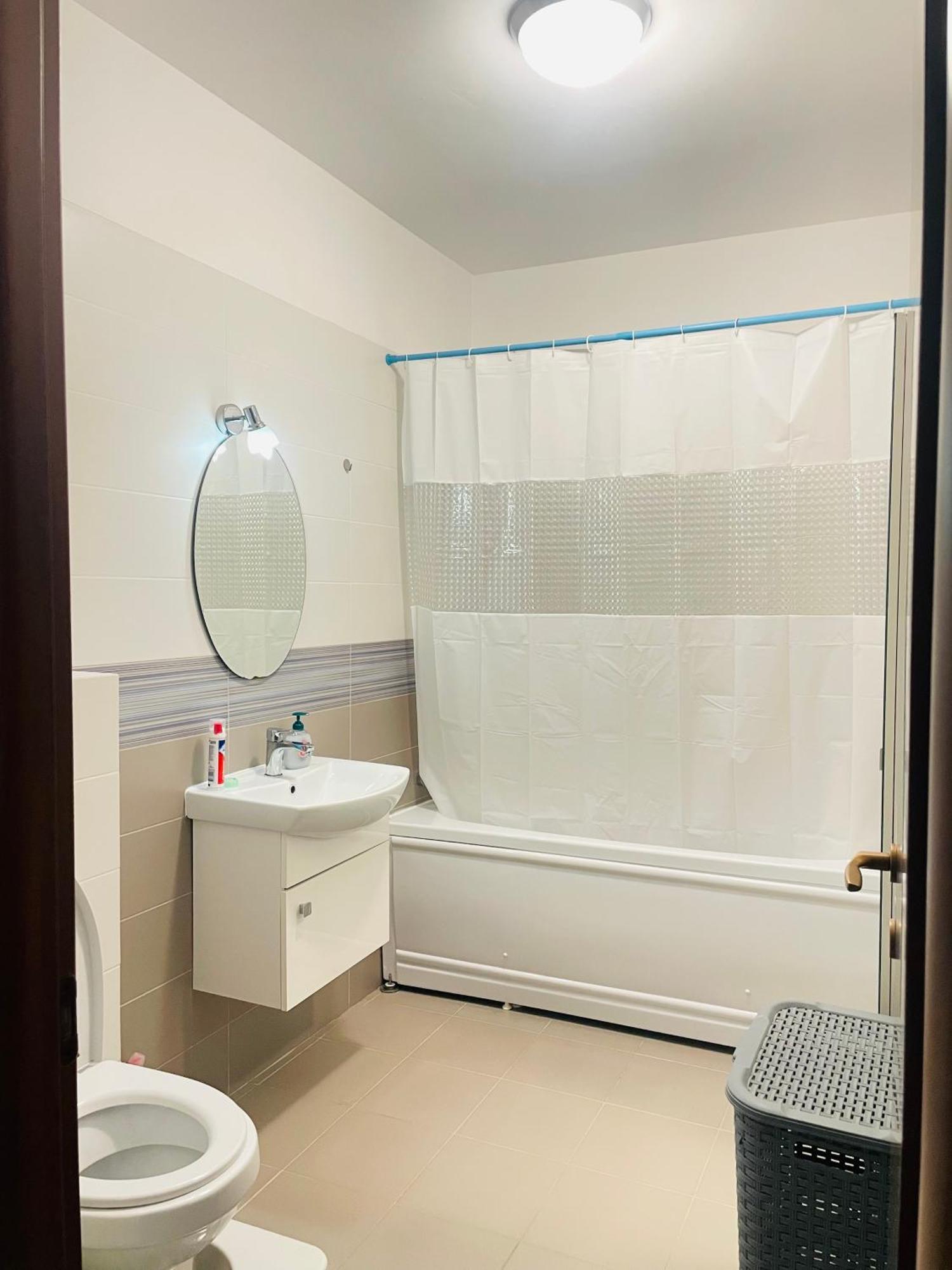 Cozy Apartment With Free Parking Cluj-Napoca Extérieur photo