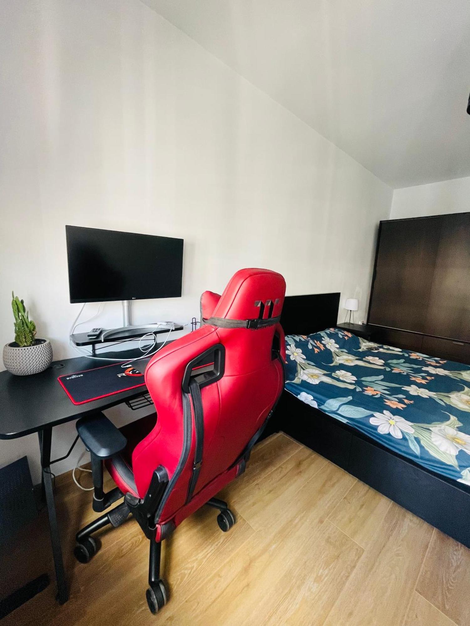 Cozy Apartment With Free Parking Cluj-Napoca Extérieur photo